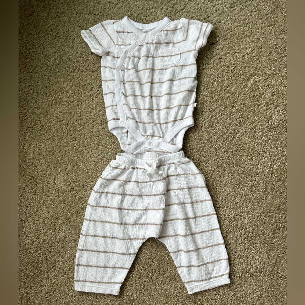 Baby gap onesie and pant set
